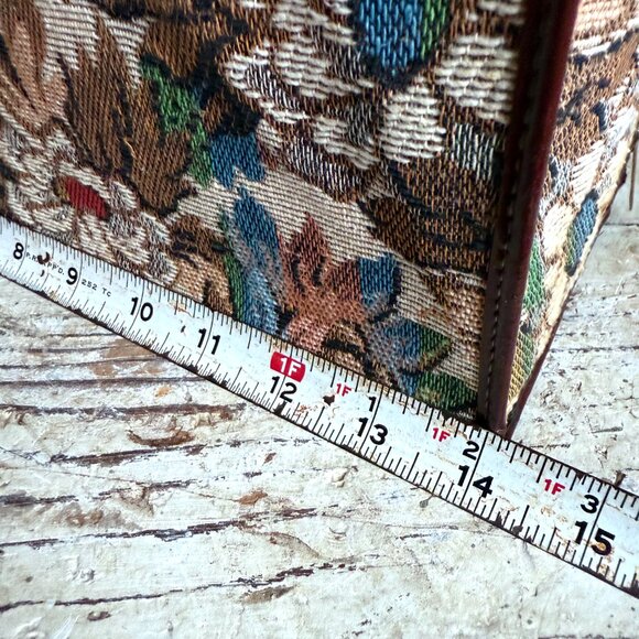 Vintage Floral Tapestry Collapsible Suitcase with Lucite Handle and Zipper Closu - Picture 14 of 16